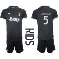 Echipament fotbal Juventus Manuel Locatelli #5 Tricou Treilea 2023-24 pentru copii maneca scurta (+ Pantaloni scurti)